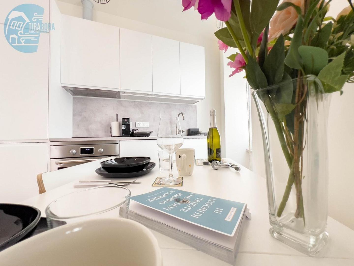 Corridoni 2B Tirabora Short Rent Apartment Trieste Exterior photo